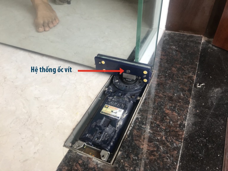 Kiểm tra hệ thống ốc vít