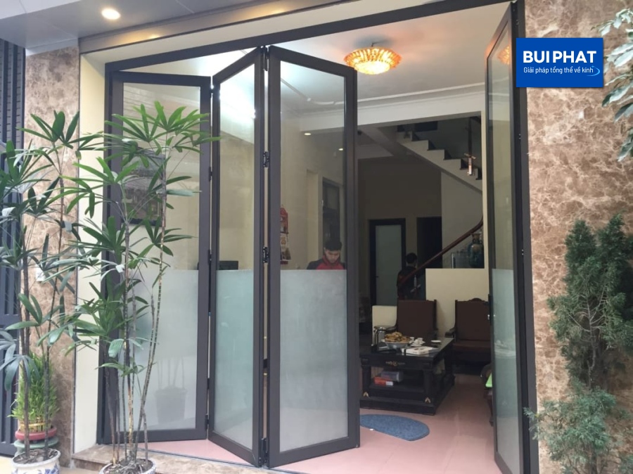 Cửa hàng nhôm kính gần nhất