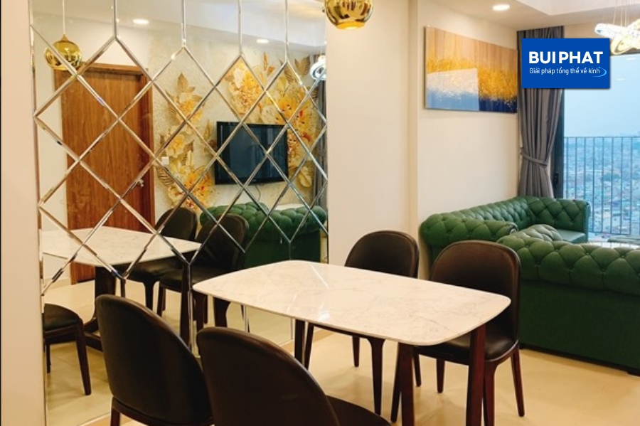 Gương dán tường trang trí