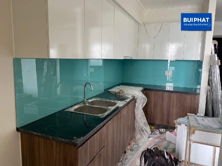 Đá ốp bếp màu xanh ngọc