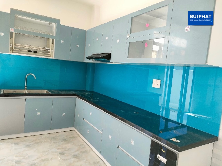 Bếp màu xanh da trời