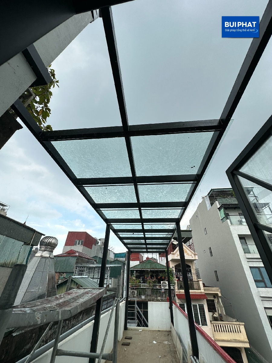 Mái kính cường lực