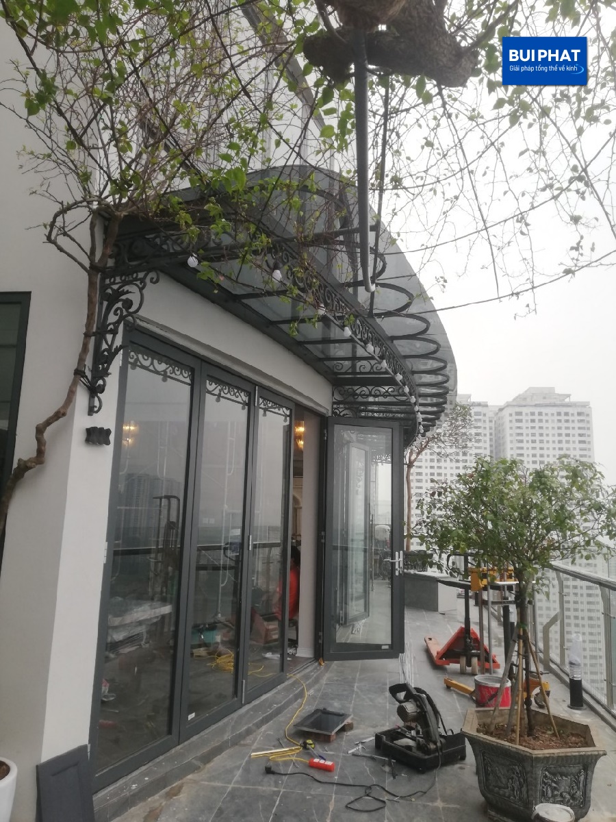Mẫu mái kính cường lực